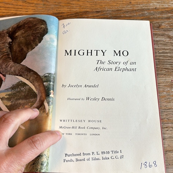 Mighty Mo By Jocelyn Arundel Hardcover Book - Picture 7 of 16